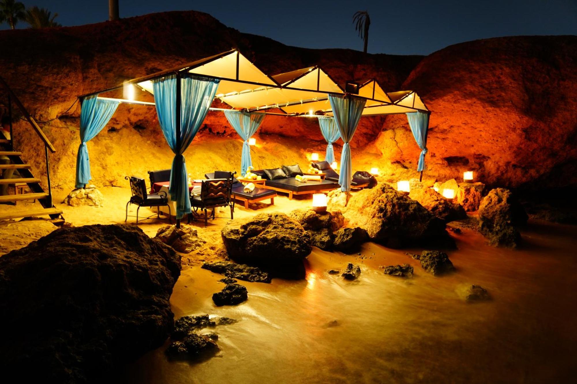 Safir Sharm Waterfalls Resort 外观 照片 The Cave Spa