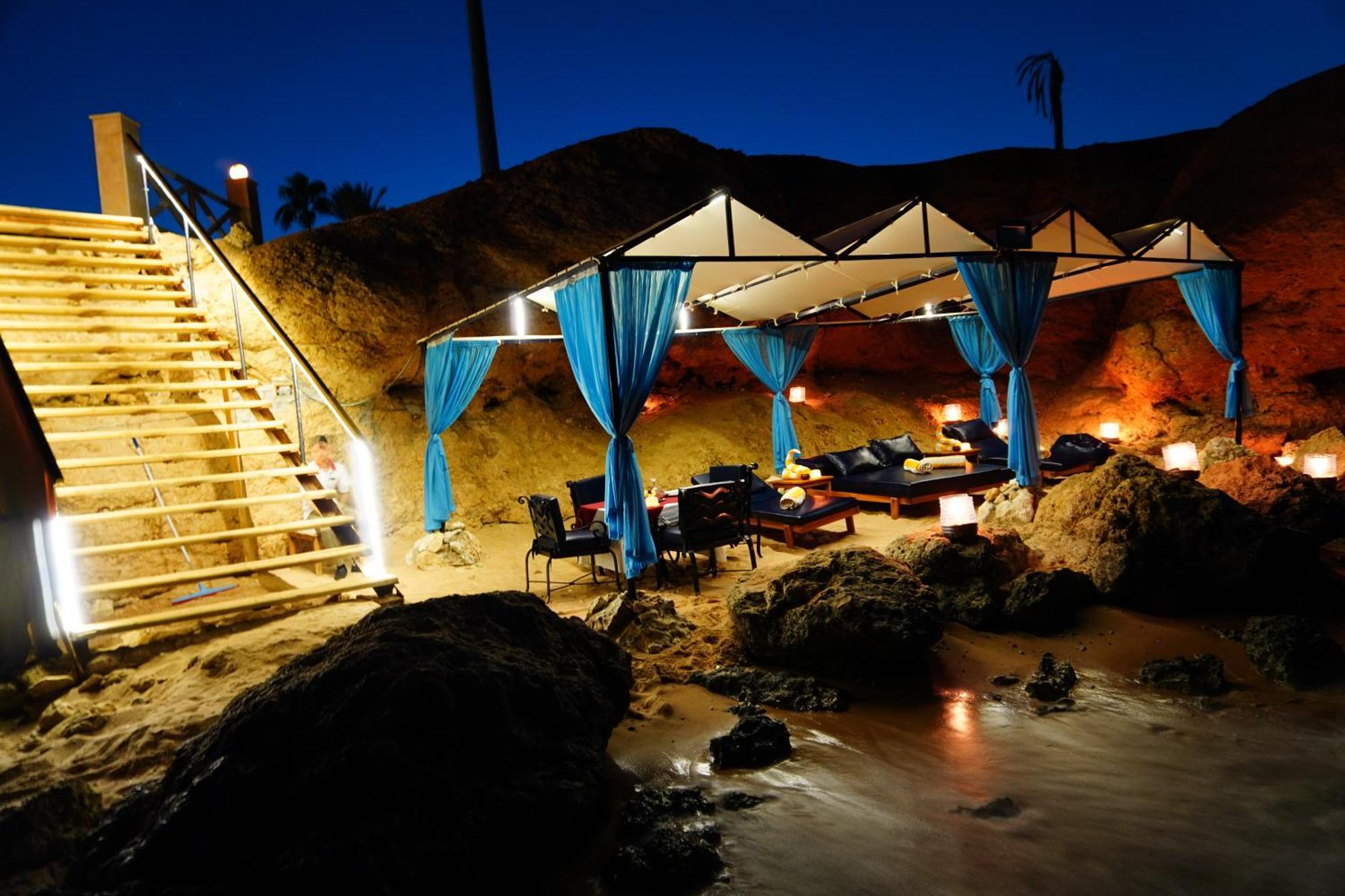 Safir Sharm Waterfalls Resort 外观 照片 The Cave Spa