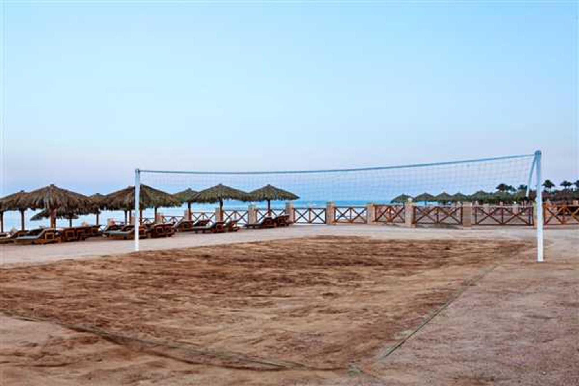 Safir Sharm Waterfalls Resort 设施 照片 A beach volleyball net